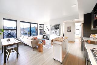 Grand Belmont interior living room