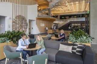 One Esterra lobby and front desk