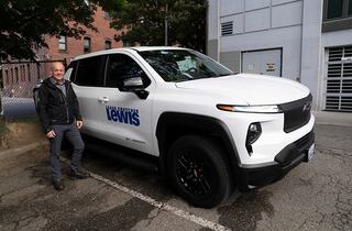 Sustainability Lewis Hybrit Truck