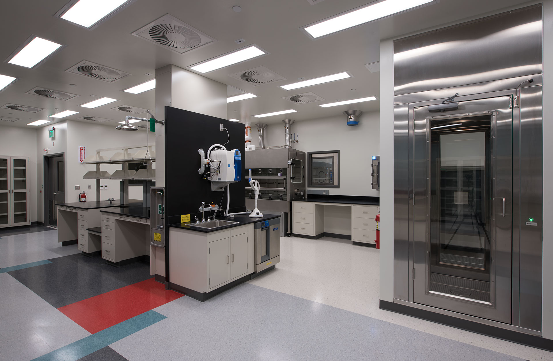 Seattle Genetics interior lab