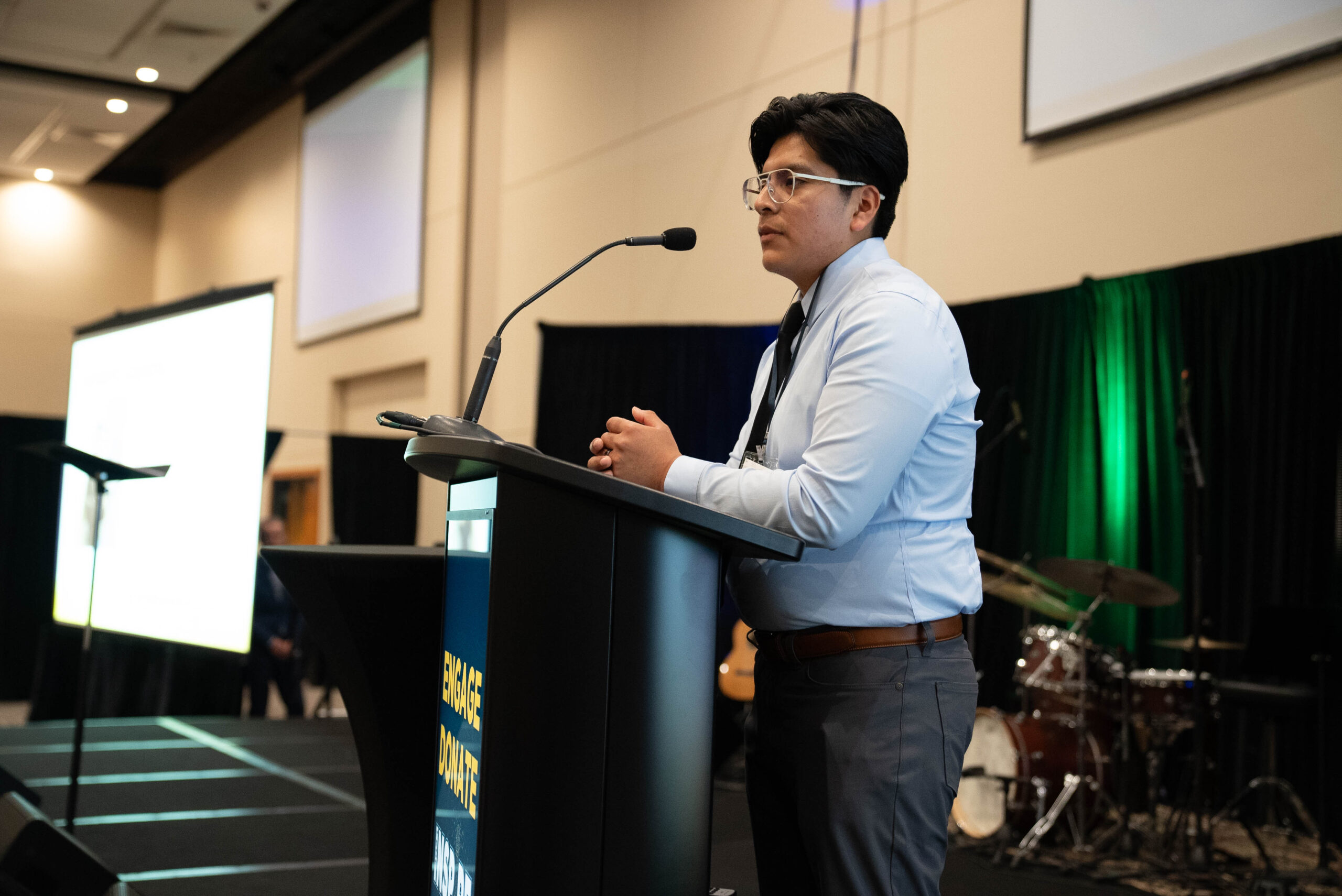 In April, Gabe served as the keynote speaker at the INSPIRE fundraising gala for the Edmonds College Foundation, a nonprofit aimed at providing educational opportunities to every student. 